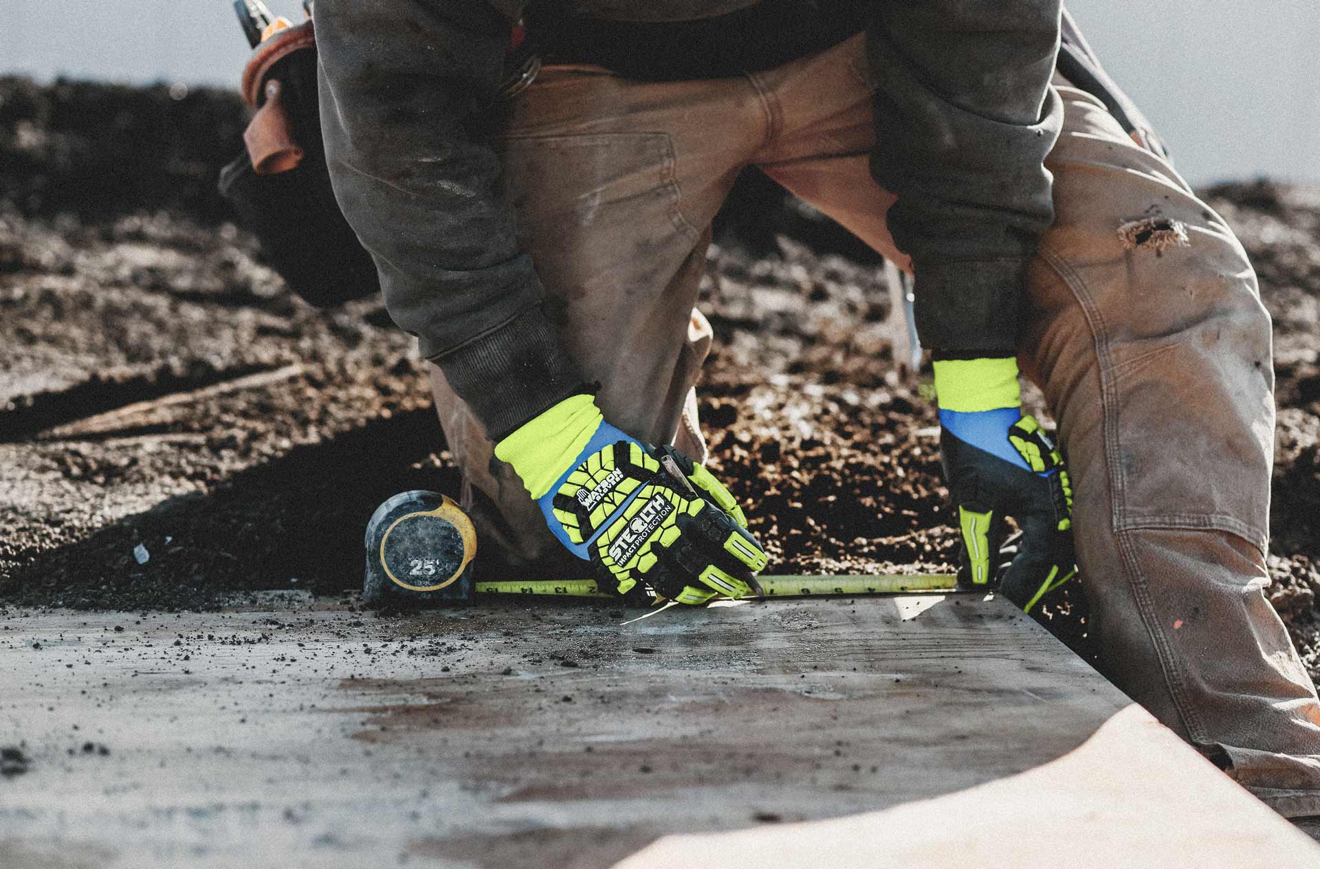 9398TPR Triple Threat Construction MED