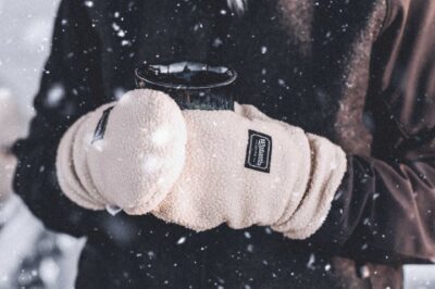 Baa Baa Watson Gloves Lifestyle Banner
