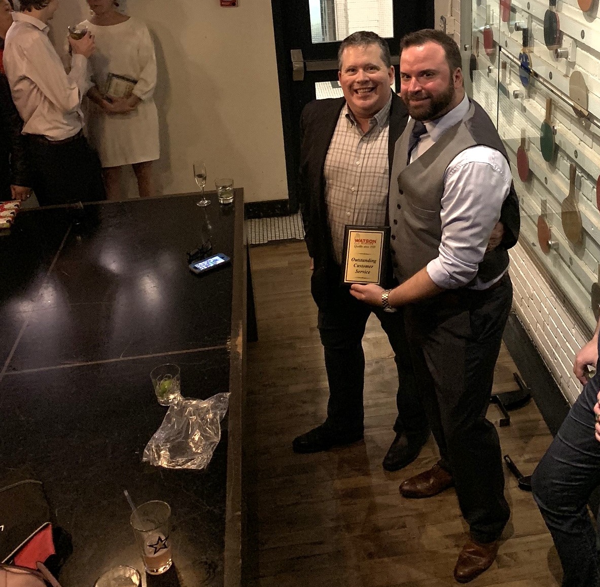 Sur la photo : Mick Olson (à gauche) et Jason Martin (à droite)